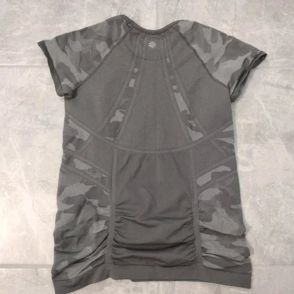 ATHLETA Women's short-sleeve gray tech athletic top, M - Picture 7 of 10